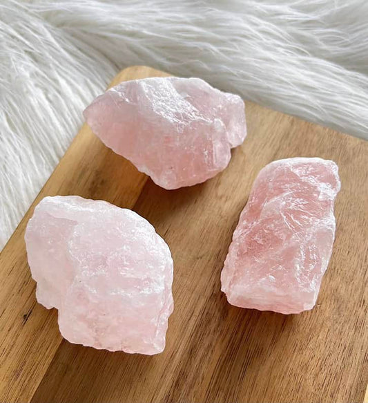 Crystals for love and relationships: How to use crystals to improve your love life